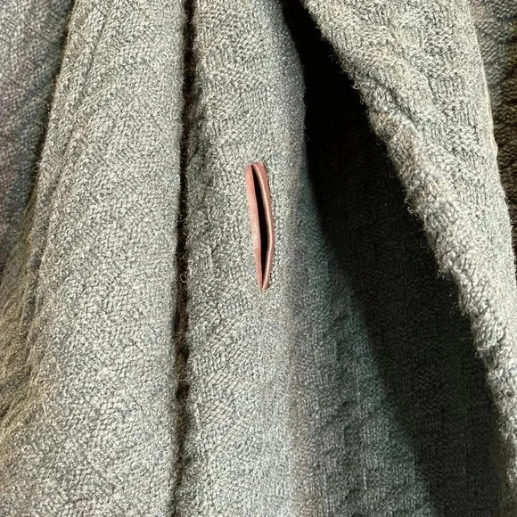 Lands’end Green Sweater Cape - Picture 7 of 12